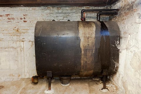 Oil-burning furnace 