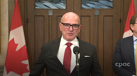 Feds hint withholding funds from Alberta if Smith moves forward on gender policies