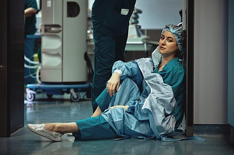 ‘HEALTH WORKER CRISIS’: Canada short 90,000 doctors, nurses 