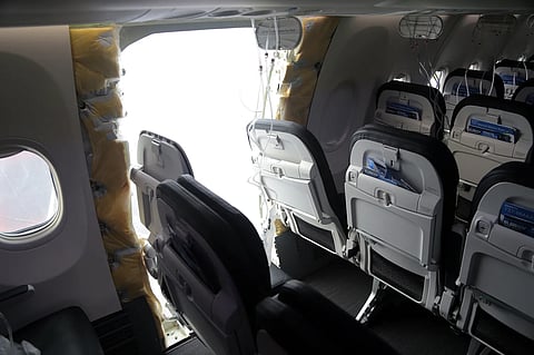 The US National Transportation Safety Board has launched a criminal investigation into the door-loss incident on Alaska Airlines.