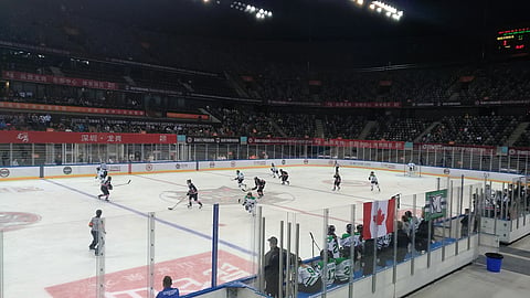 Canadian Women's Hockey League, Shenzhen, China
