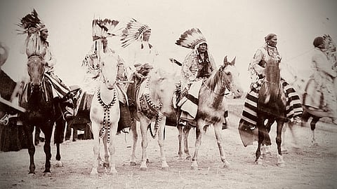 Kainai (Blood) warriors at Fort Whoop-Up near Lethbridge in 1907.