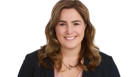 Angela Pitt 