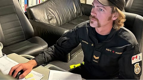 Briefly, the Canadian Armed Forces relaxed appearance standards in the hope of attracting more recruits. Writer John Thomson notes that new regulations are moving permitted hair length (and piercings, facial tattoos and cross dressing) back towards the former standard. Which suggests that this sailor, pictured here in the machinery control room of HMCS Vancouver, will next month be among those lined up for a short-back-and-sides.