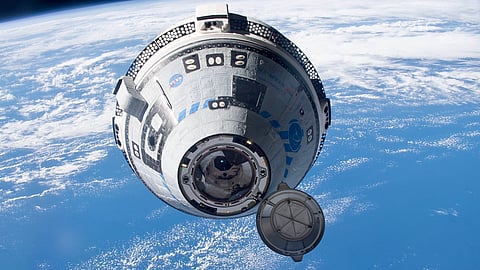 Boeing’s Starliner capsule approaches the ISS in 2022