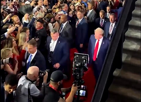 Donald Trump with bigger SS detail