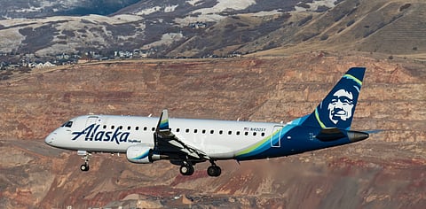 Alaska Airlines pilot mid-flight admits he’s not qualified to land 