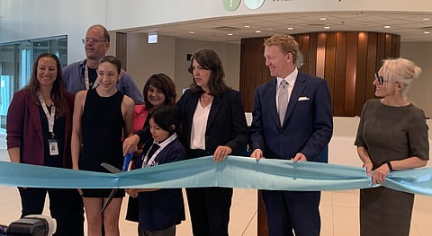 Premier Danielle Smith, Health Minister Adriana LaGrange, Minister of Infrastructure Pete Guthrie, Sandy Edmonstone from AHS, Brenda Hubley from Cancer Care Alberta and Charlotte Kessler