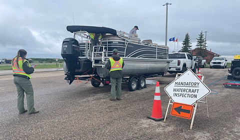 Invasive mussels checkpoint
