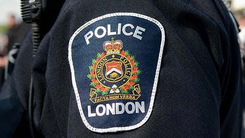 London police arrested eight men in a sting operation.