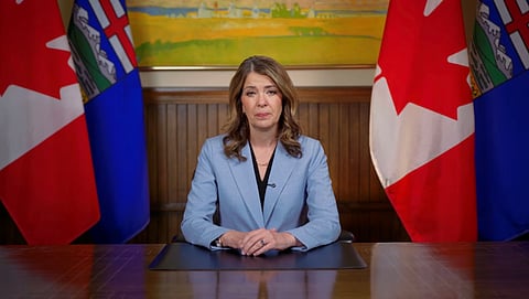 Premier Danielle Smith addressing Albertans and introducing a referendum question on Alberta remaining in Canada. 