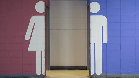 Saskatchewan mother demands girls’ washroom protections at Lampman school

