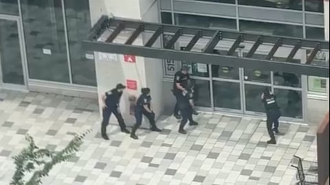 Active shooter in Montreal on Decarie at PA Grocery Store.