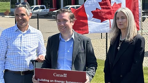 Liberal MP Corey Hogan (Centre) says a new Calgary Chamber of Commerce survey should serve as a warning about the economic risks surrounding the Alberta independence debate.