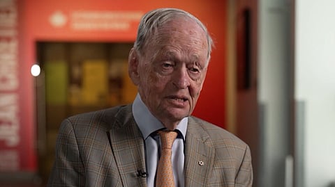 WATCH: Chrétien floats oil export tax ahead of Alberta vote