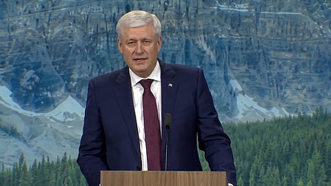 Stephen Harper closed off the Investment Summit Tuesday