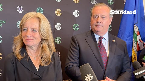 Former premiers Jason Kenney and Rachel Notley speaking to reporters about Alberta's upcoming independence referendum question. 