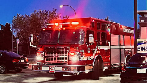 Edmonton man killed after minivan runs red light, crashes into fire truck

