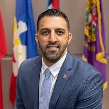 Calgary councillor blasts Mayor’s Office over travel info delay