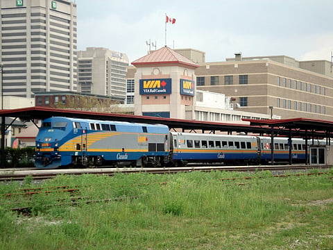 Better rail service would mean VIA Rail gets priority over freight cars