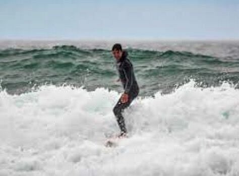 SURF'S UP: Trudeau and family jet into Tofino for holiday