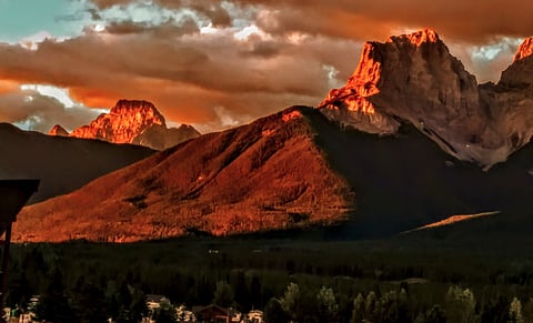 UNCORKED: Town of Canmore loses bid to restrict town’s growth
