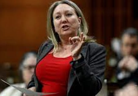 $190 million in bonuses given to federal executives and upper management in 2021
