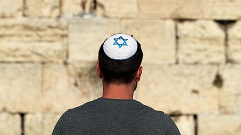 Jewish organization urges Canadian police forces to allow religious symbols