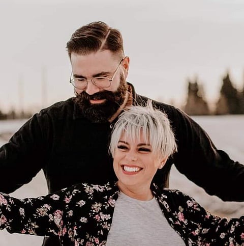 Calgary police take travelling woman into mandatory isolation, but refuse to tell family where she is