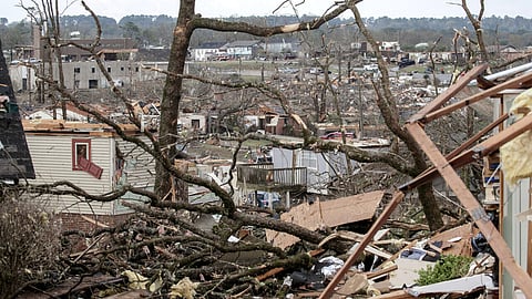 Violent storm rips through southern US