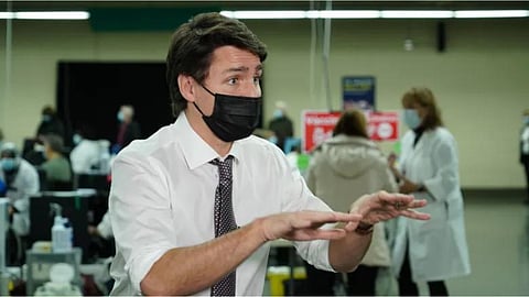 Prime minister says cabinet 'followed the science' in lifting border restrictions