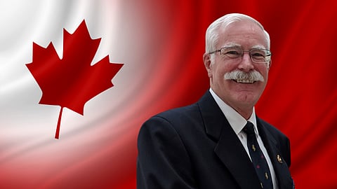 Colonel says mainstream media acted as 'ministries of propaganda' during COVID