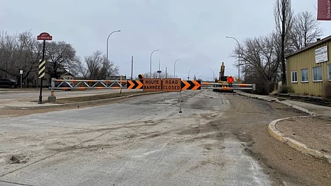 Flooding in Manitoba forces First Nation to evacuate as Red River swells its banks