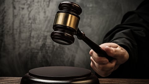 Former cabinet secretary calls for punishment of federal whistleblowers