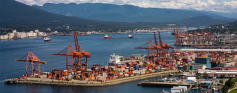 Port workers vote on contract, ending 13-day strike