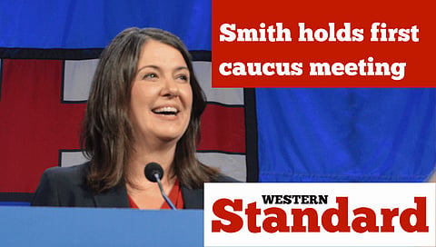Smith holds first caucus meeting