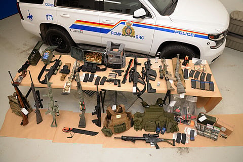Unsealed court docs show RCMP used female undercover agents, unauthorized wiretaps in Coutts