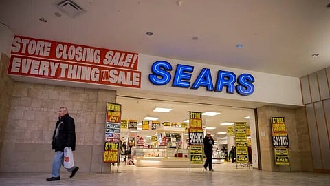 Former Sears Canada staff request bill to protect pensions from closed companies