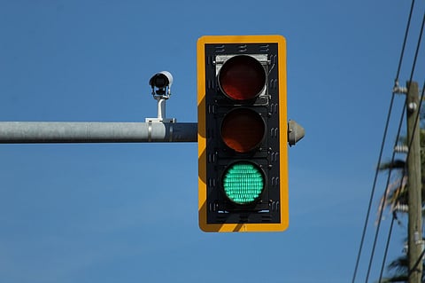 Regina City Council proposes ‘speed on green’ and ‘rolling right turns’ tickets