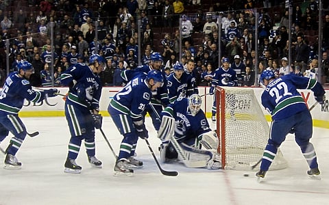 PINDER: In Vancouver, team owners drop the ball...