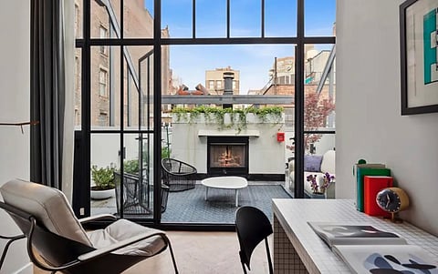 OPEN HOUSE: Swift's former NYC home up for grabs at USD$18 million