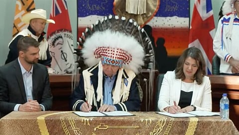 Smith signs MOU with Tsuut’ina and Siksika Nations to increase addiction treatment