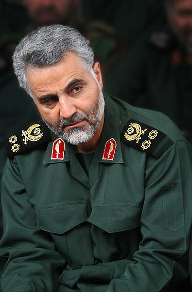 U.S. kills senior Iranian general, with region closer to the brink