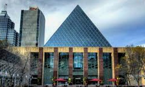 Edmonton new Single-use Item Reduction Bylaw will go into effect on July 1