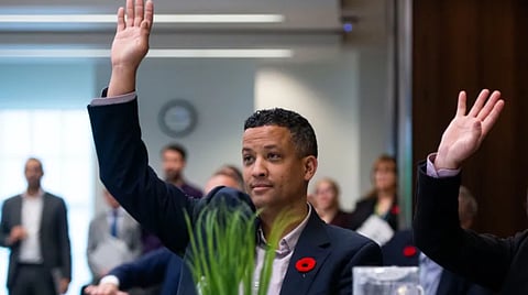 NDP and CUPE press cabinet to introduce bill banning replacement workers