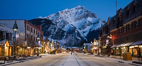 Third of Canadian tourism operators closing down or selling, finds report