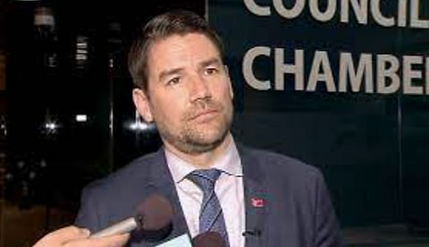 Woolley apologizes for calling Chu ‘a moron’ – finally