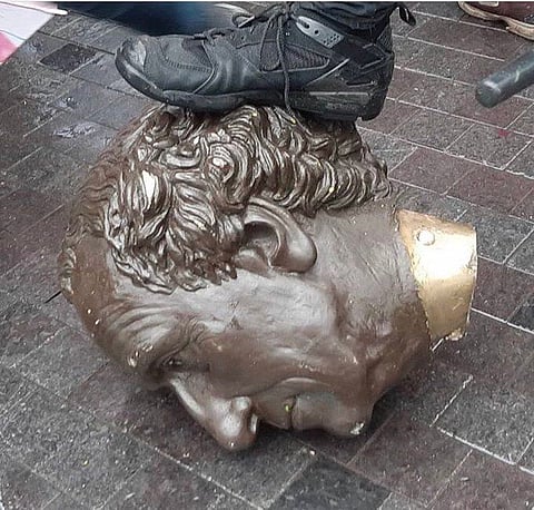 Kenney offers Alberta as home for vandalized John A. Macdonald statue