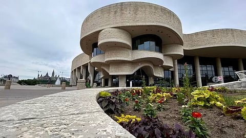 Audit finds 800 artifacts vanished from Canadian museums