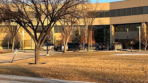 Calgary police officer shoots, kills B&E suspect after fracas in Franklin Industrial Park